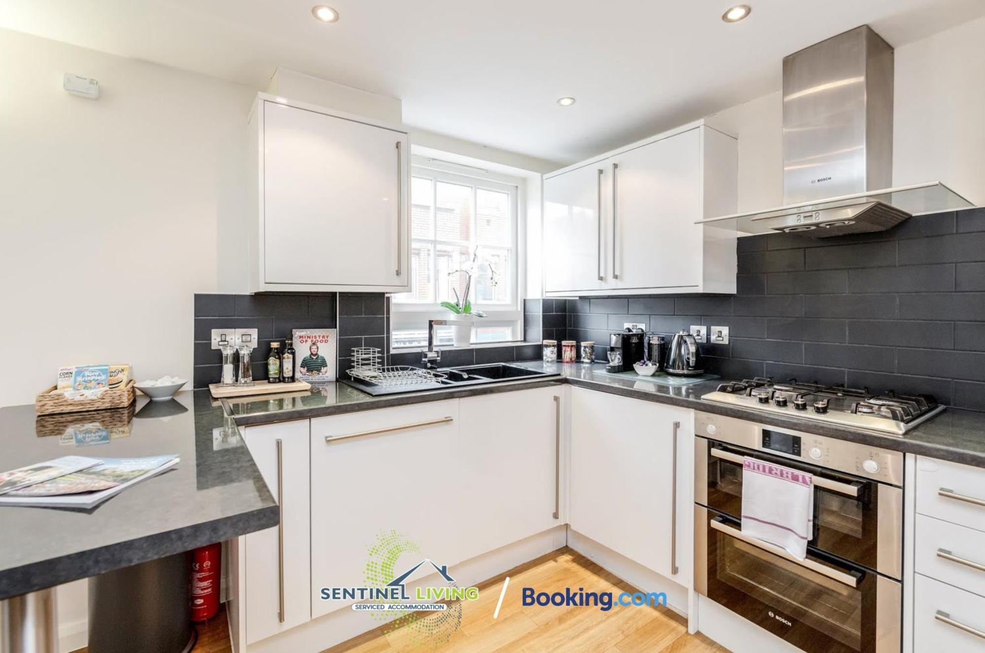 Windsor Flat 2 Bed By Sentinel Living With Free Wifi And Parking Διαμέρισμα Εξωτερικό φωτογραφία