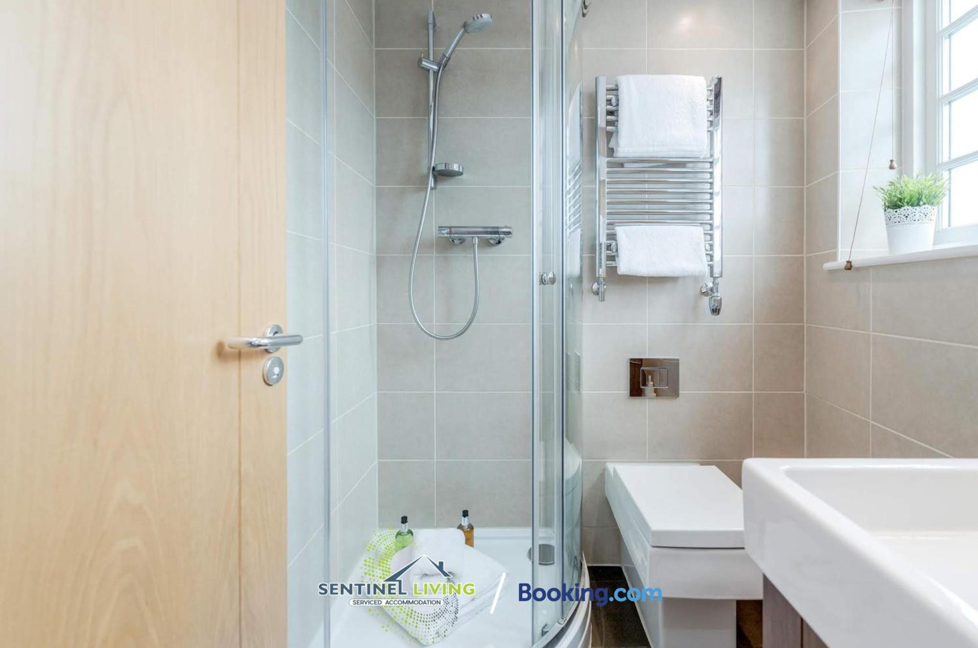 Windsor Flat 2 Bed By Sentinel Living With Free Wifi And Parking Διαμέρισμα Εξωτερικό φωτογραφία
